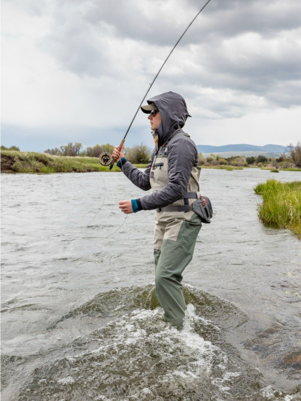 Simms Womens Freestone Z Waders Stockingfoot Action 2 Simms Womens Freestone Z Waders Stockingfoot Action 2